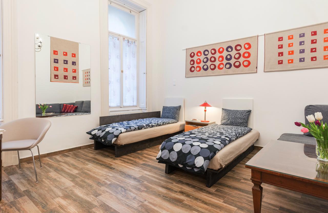 Family And Friends Apartment Budapest Exterior foto